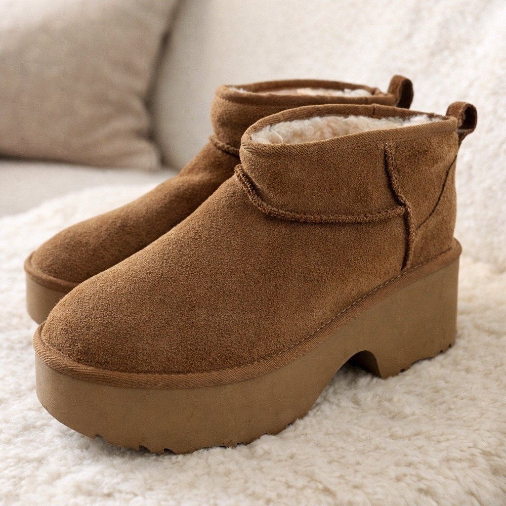UGG Classic Ultra Mini New Heights Chestnut‎ Suede Platform Boots Womens Size 11
